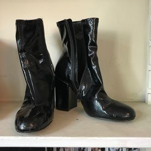 Black Steve Madden boots